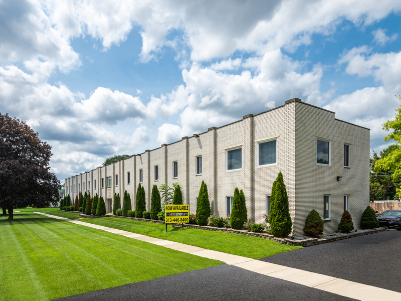 LOFTS AT FIELD POINTE